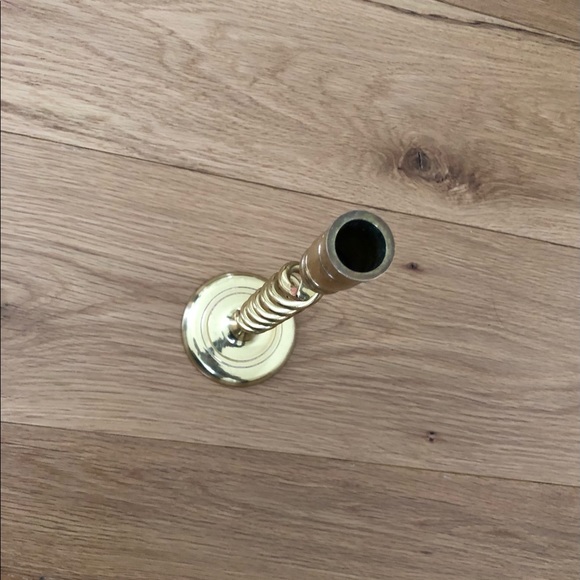 One Spiral Twisted Golden Candle Holder - Picture 5 of 5